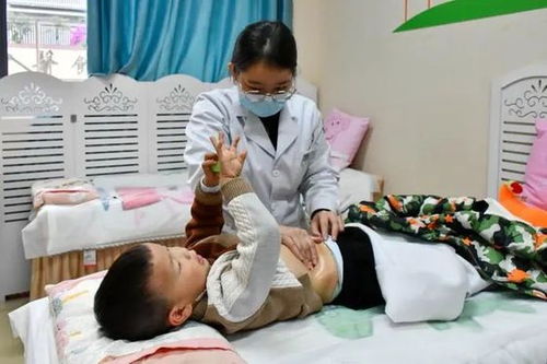 讓群眾方便看中醫(yī) 南明區(qū)基層醫(yī)療衛(wèi)生機(jī)構(gòu)中醫(yī)館實(shí)現(xiàn)全覆蓋，推動(dòng)中醫(yī)養(yǎng)生保健服務(wù)進(jìn)社區(qū)